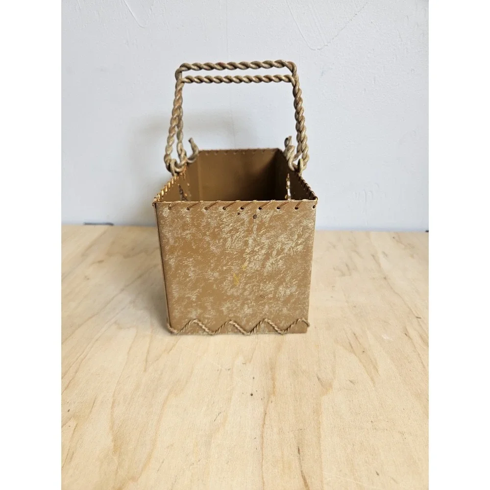 Metal Fall Autumn Leaf Leaves Basket Rustic Harvest Table Decor